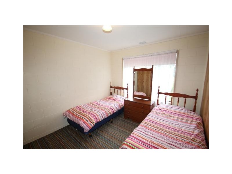 37 Rose Avenue, Cowes VIC 3922