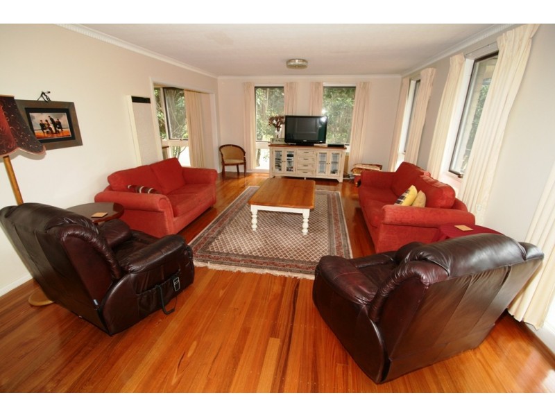 2 West Court, Cowes VIC 3922