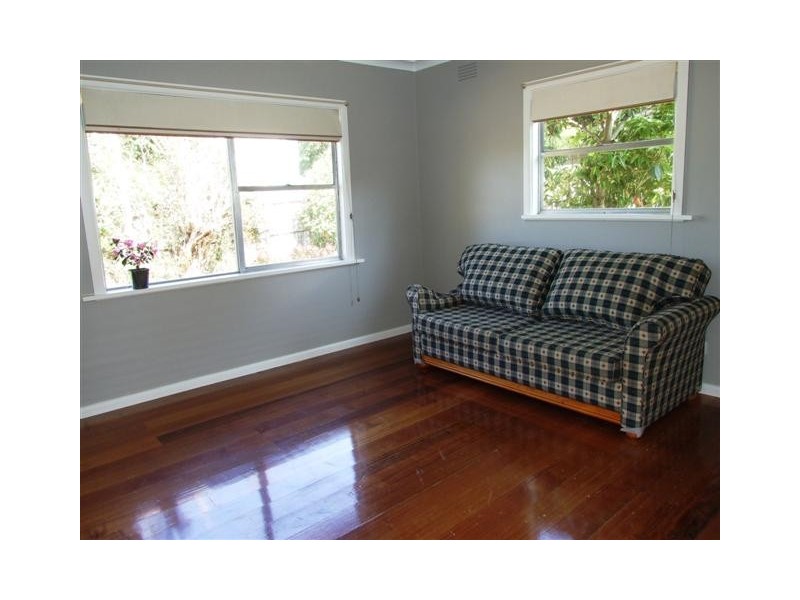 12 Shamrock Avenue, Cowes VIC 3922