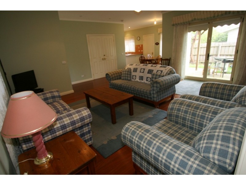 2/258 Settlement Road, Cowes VIC 3922