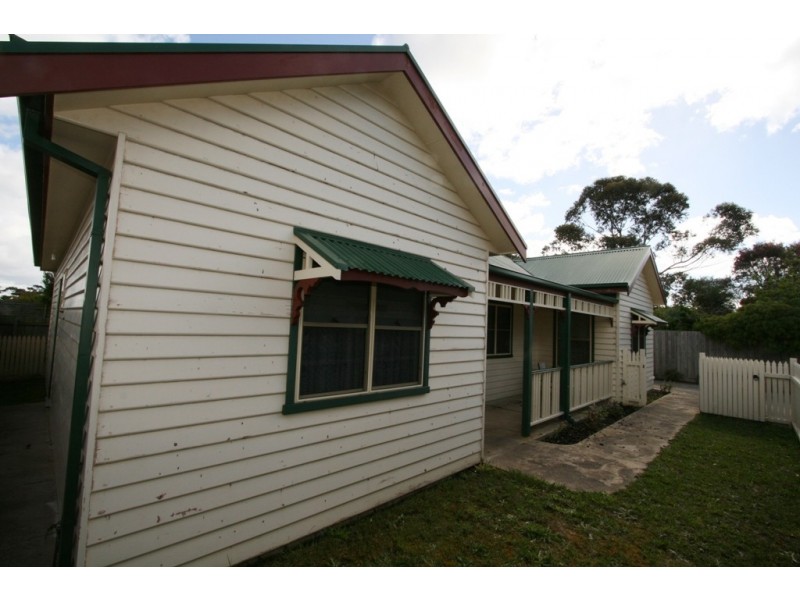 2/258 Settlement Road, Cowes VIC 3922