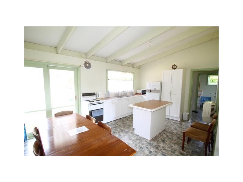27 Galleon Crescent, Sunset Strip VIC 3922