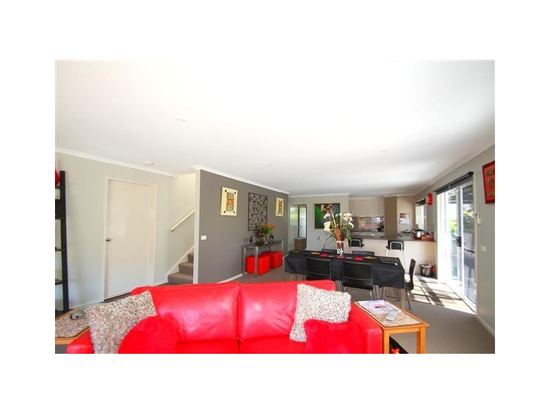 2 Norman Drive, Cowes VIC 3922