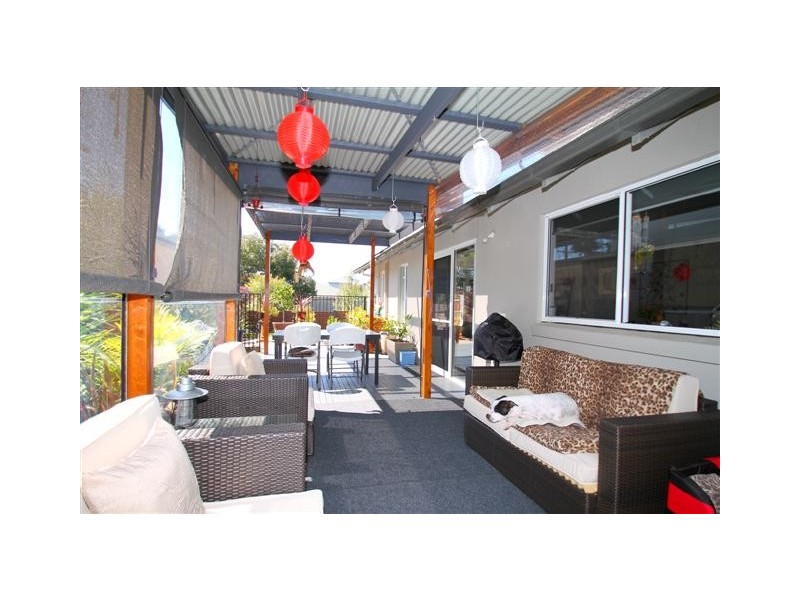 2 Norman Drive, Cowes VIC 3922