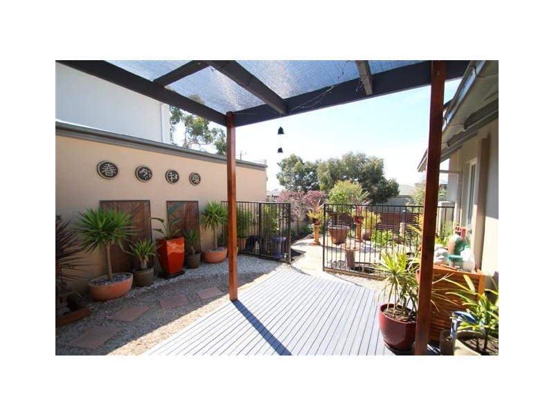 2 Norman Drive, Cowes VIC 3922