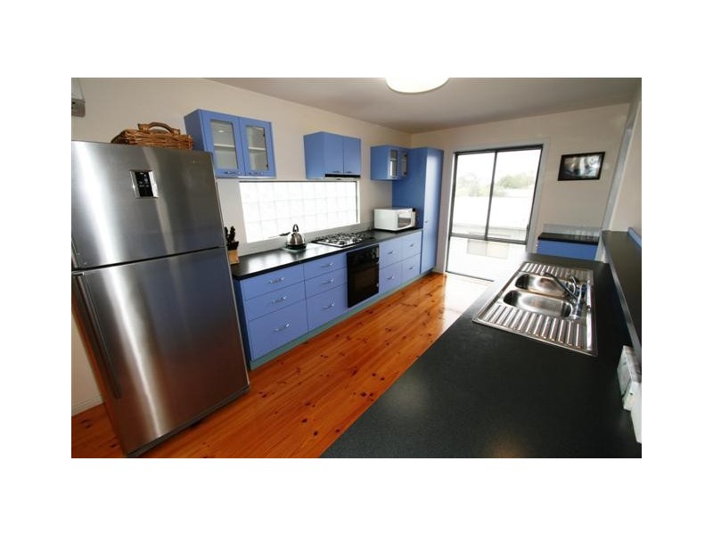 7 Boonderabbi Way, Cowes VIC 3922