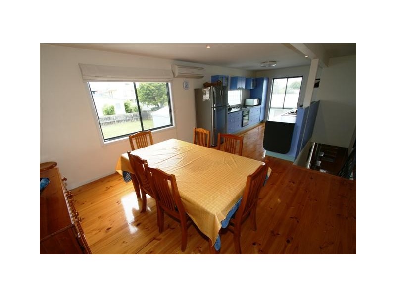 7 Boonderabbi Way, Cowes VIC 3922