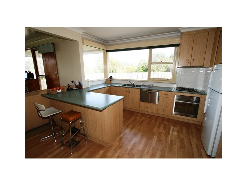 7 Beach Crescent, Newhaven VIC 3925