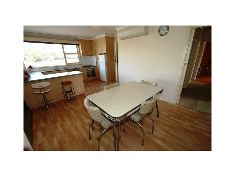 7 Beach Crescent, Newhaven VIC 3925