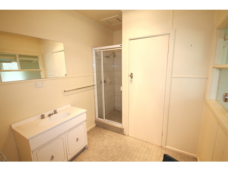 32 Dunsmore Road, Cowes VIC 3922