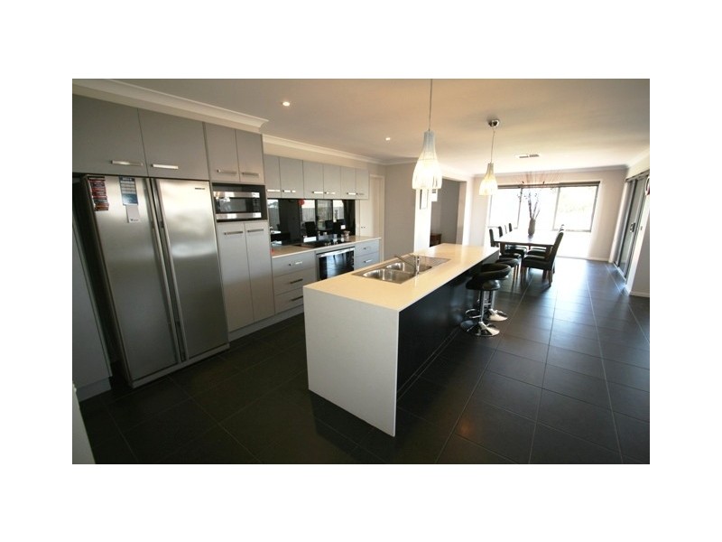 20 Sanctuary Drive, Cowes VIC 3922