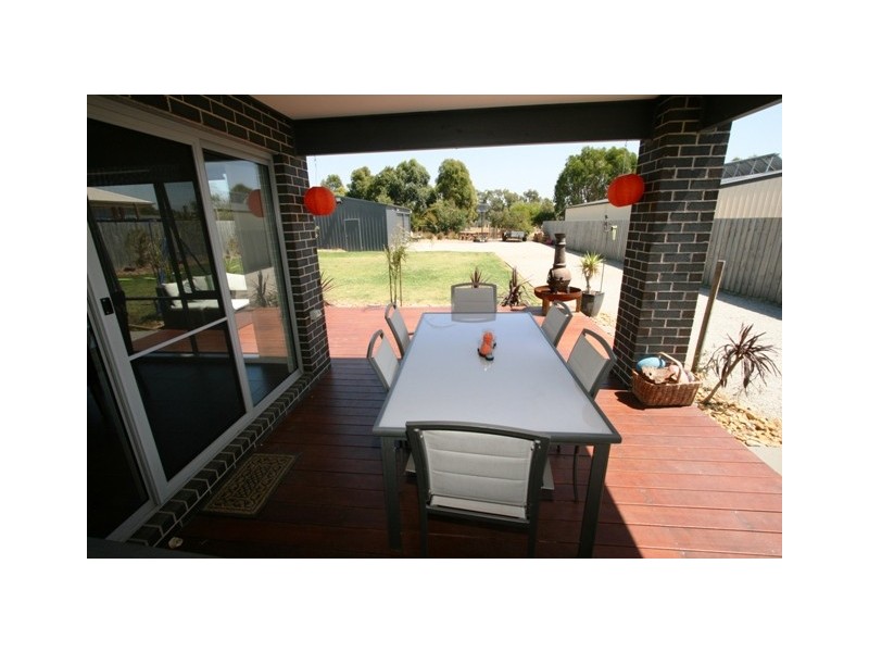 20 Sanctuary Drive, Cowes VIC 3922