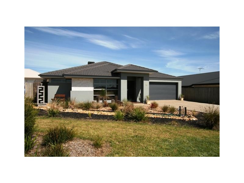 20 Sanctuary Drive, Cowes VIC 3922