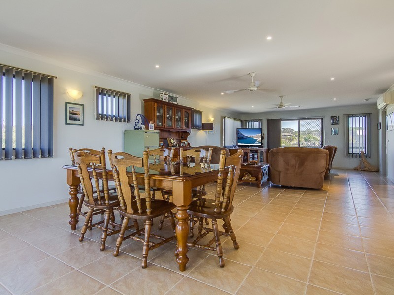 1 Kingfisher Way, Cowes VIC 3922