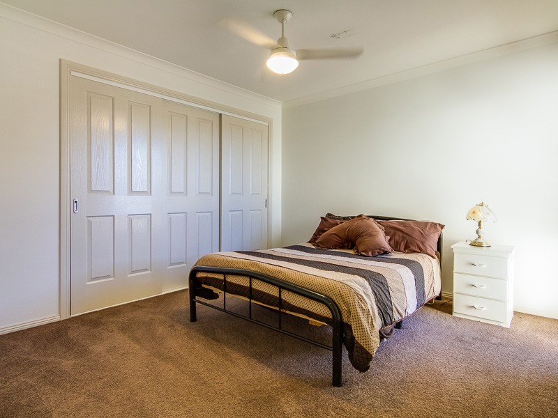 1 Kingfisher Way, Cowes VIC 3922