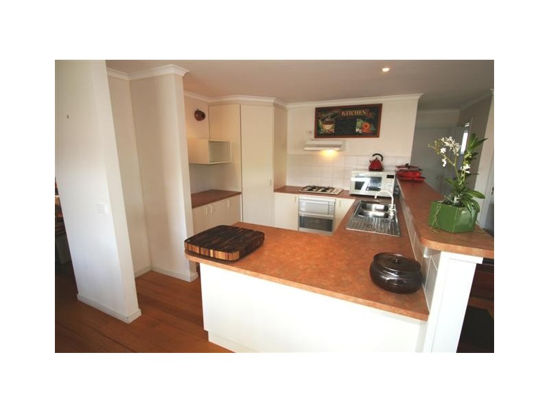 37 Manna Gum Drive, Cowes VIC 3922