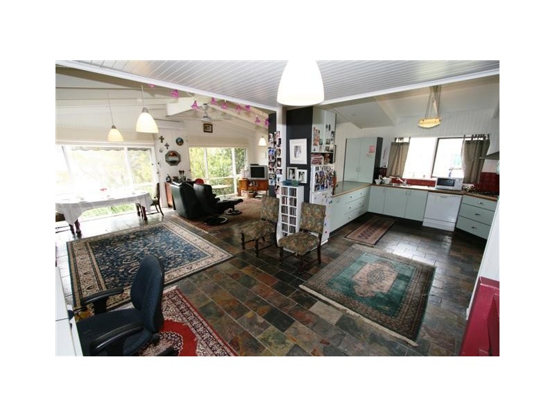 15 Terry Crescent, Wimbledon Heights VIC 3922