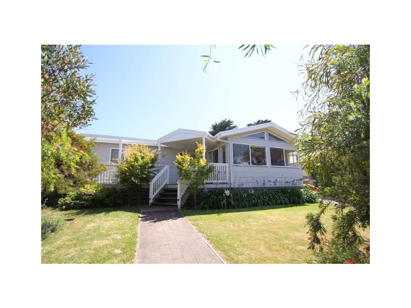 6 Cypress Court, Cowes VIC 3922
