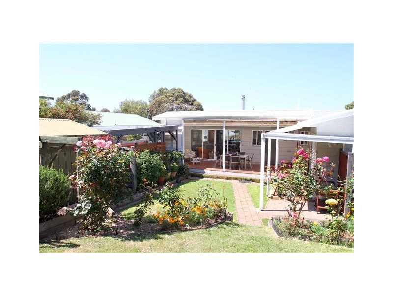 6 Cypress Court, Cowes VIC 3922