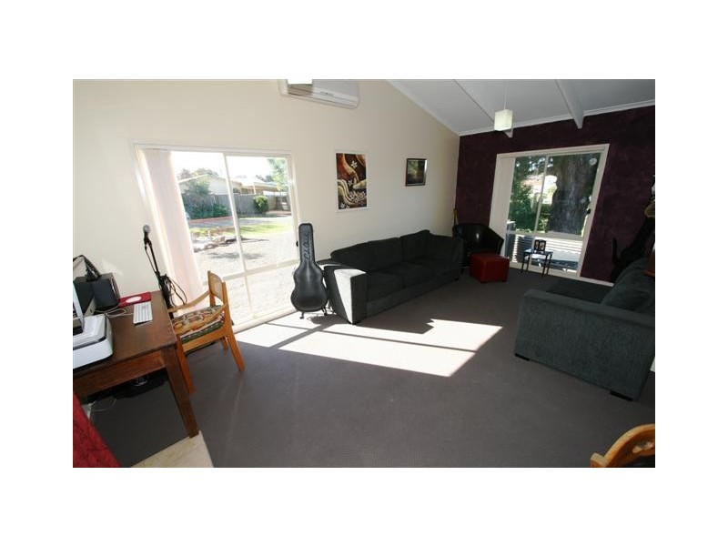 11 Happy Valley Drive, Sunset Strip VIC 3922