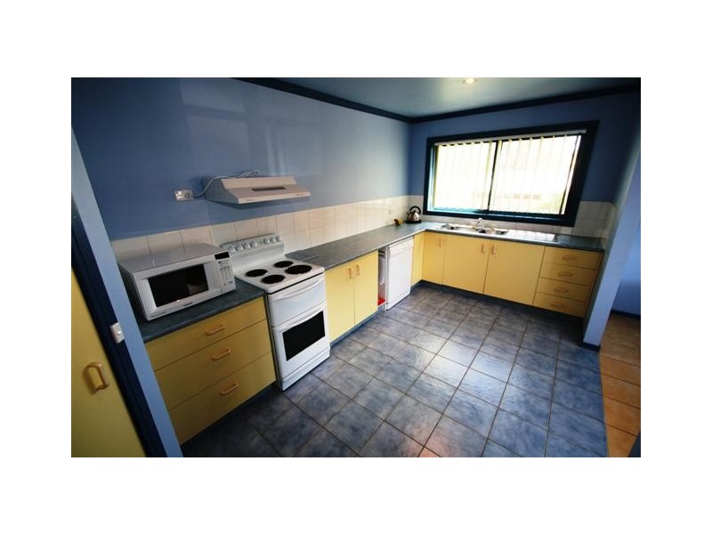 204 Thompson Avenue, Cowes VIC 3922
