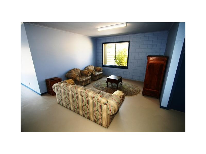 204 Thompson Avenue, Cowes VIC 3922