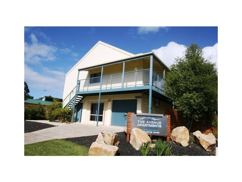 204 Thompson Avenue, Cowes VIC 3922