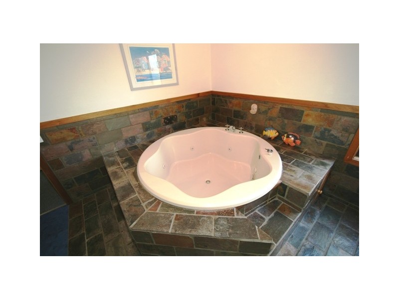 29 Red Rocks Road, Cowes VIC 3922