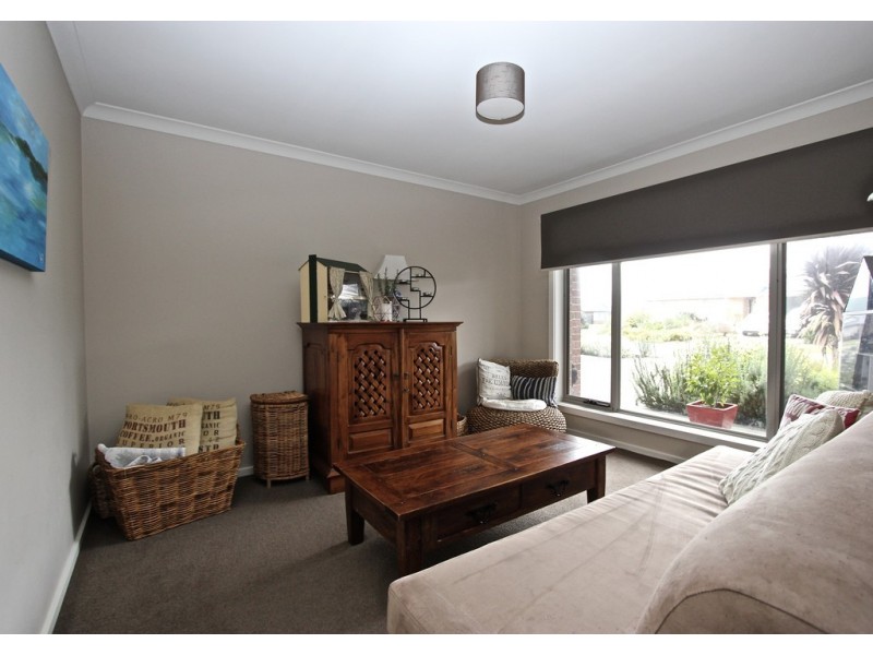 63 Everton Drive, Cowes VIC 3922