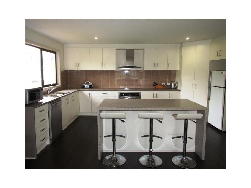 2/265 Settlement Road, Cowes VIC 3922