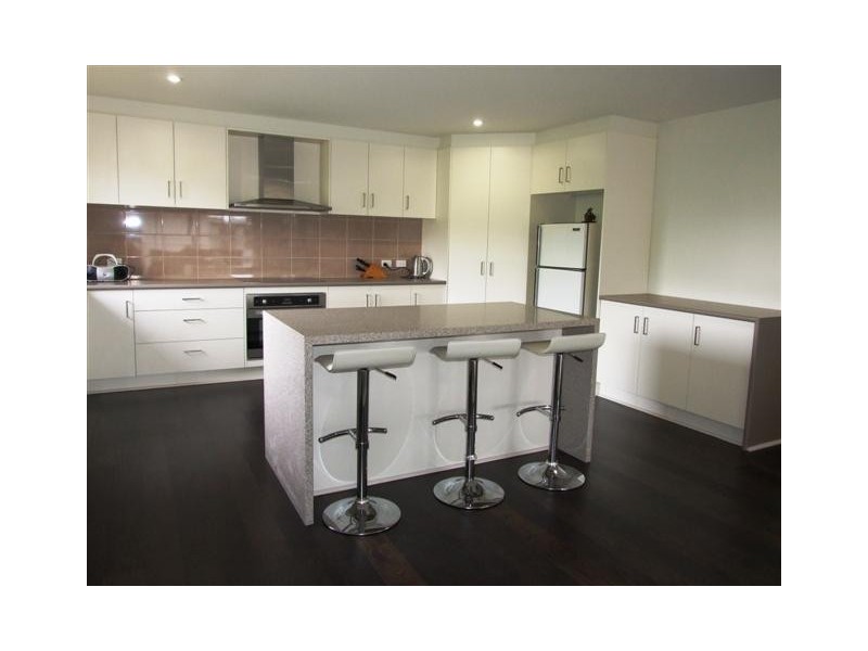 2/265 Settlement Road, Cowes VIC 3922