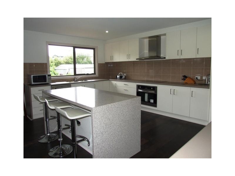 2/265 Settlement Road, Cowes VIC 3922