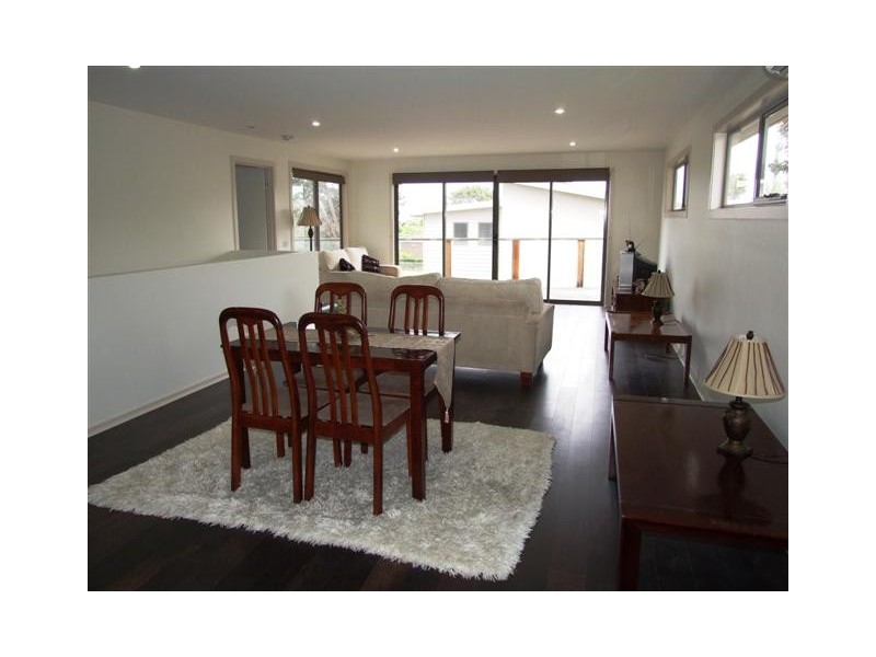 2/265 Settlement Road, Cowes VIC 3922
