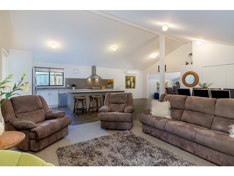 171 Justice Road, Cowes VIC 3922