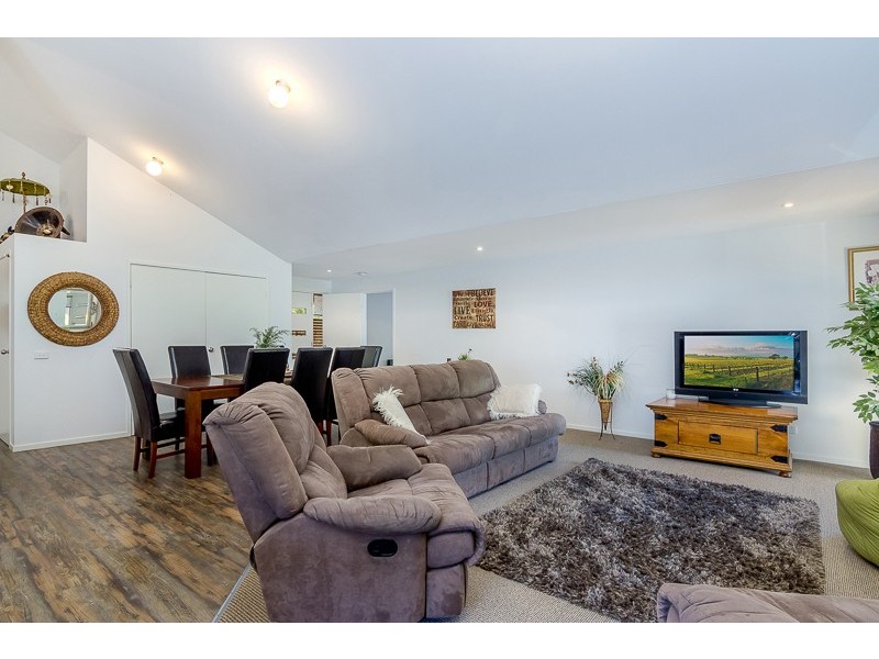 171 Justice Road, Cowes VIC 3922