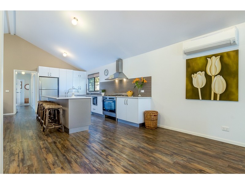 171 Justice Road, Cowes VIC 3922