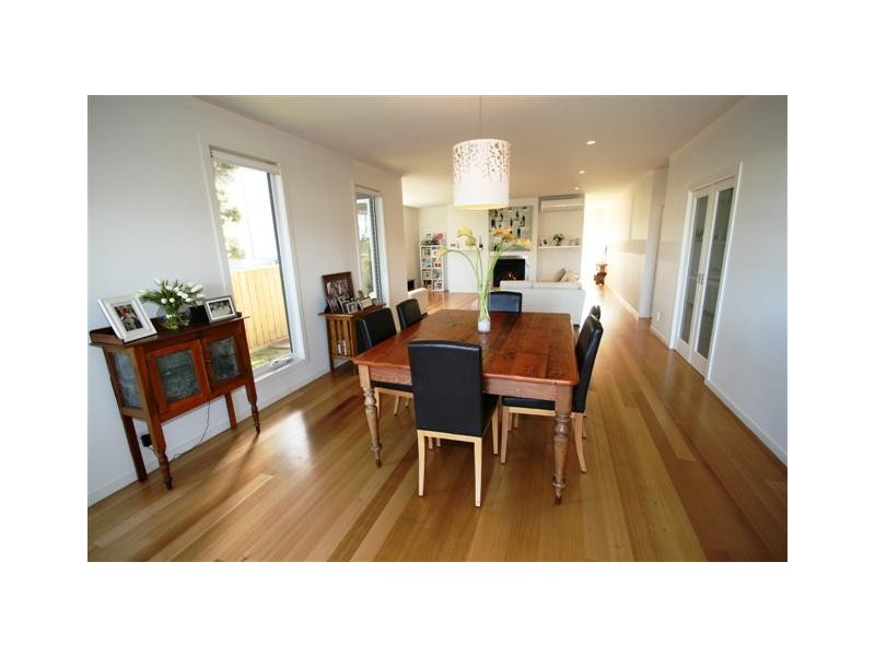 12 Currawong Close, Cowes VIC 3922