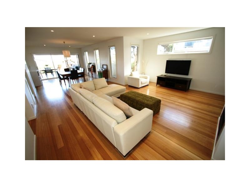 12 Currawong Close, Cowes VIC 3922