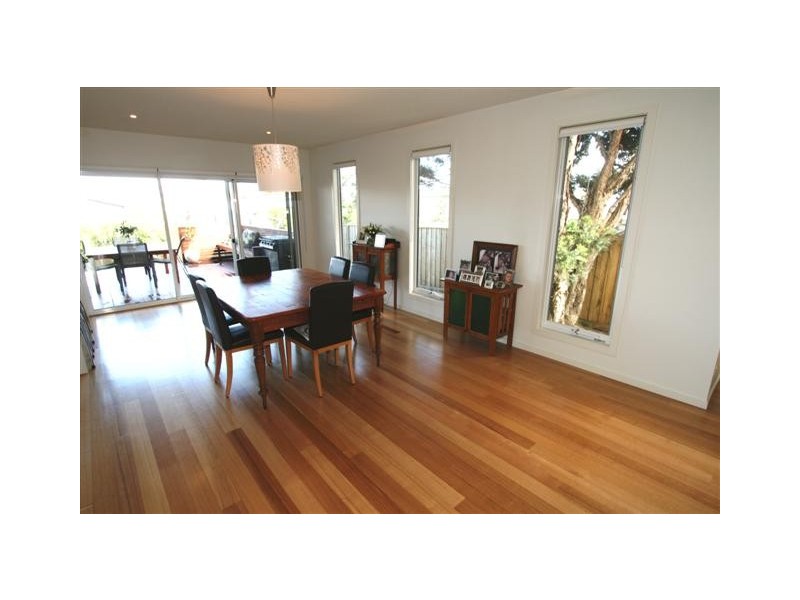 12 Currawong Close, Cowes VIC 3922