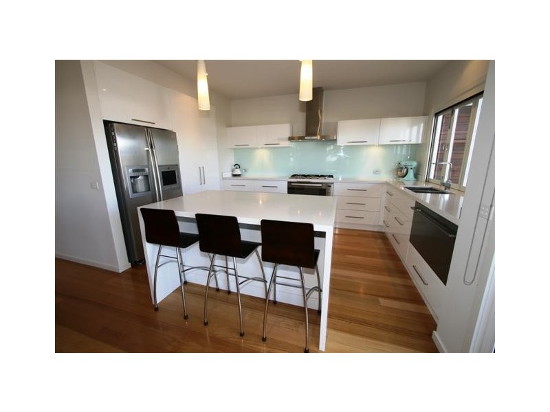 12 Currawong Close, Cowes VIC 3922