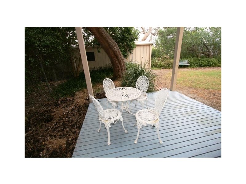 6 Silverleaves Avenue, Silverleaves VIC 3922