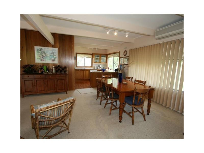 6 Silverleaves Avenue, Silverleaves VIC 3922