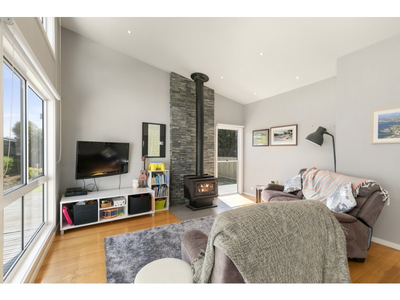 18 George Street, Sunderland Bay VIC 3922