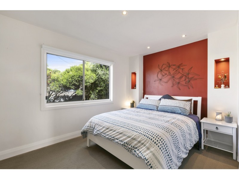 18 George Street, Sunderland Bay VIC 3922