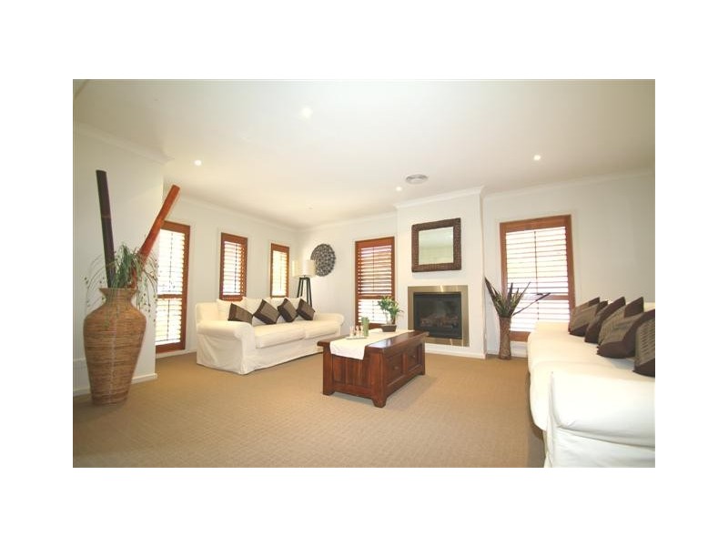 184 Thompson Avenue, Cowes VIC 3922