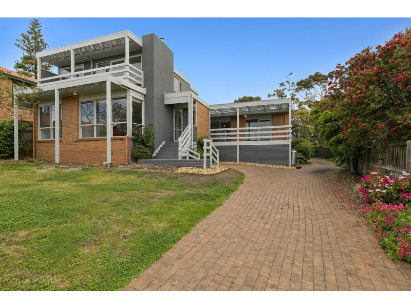 1 Shirley Court, Cowes VIC 3922