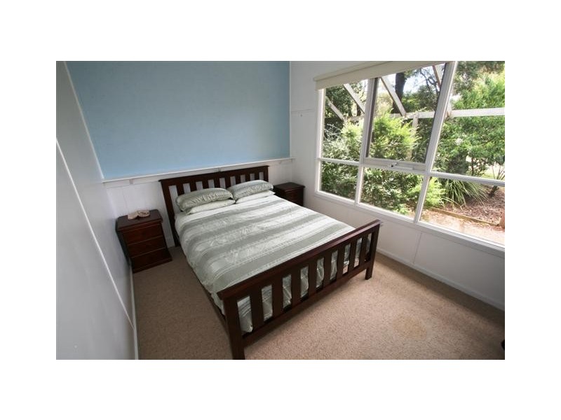 4 Bay Court, Cowes VIC 3922