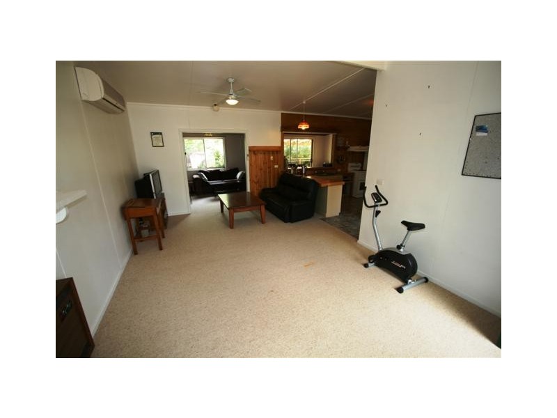 4 Bay Court, Cowes VIC 3922