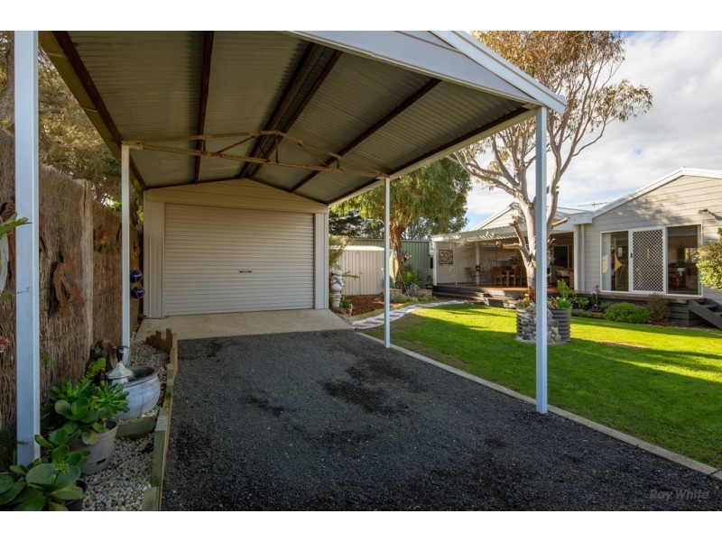 10 Gemma Street, Sunderland Bay VIC 3922