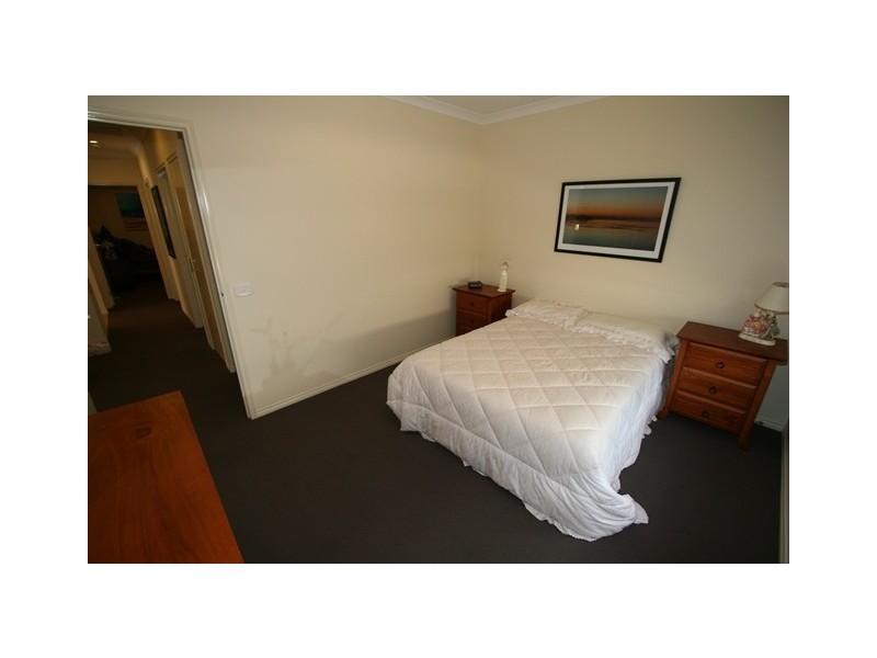 18 Wagtail Way, Cowes VIC 3922